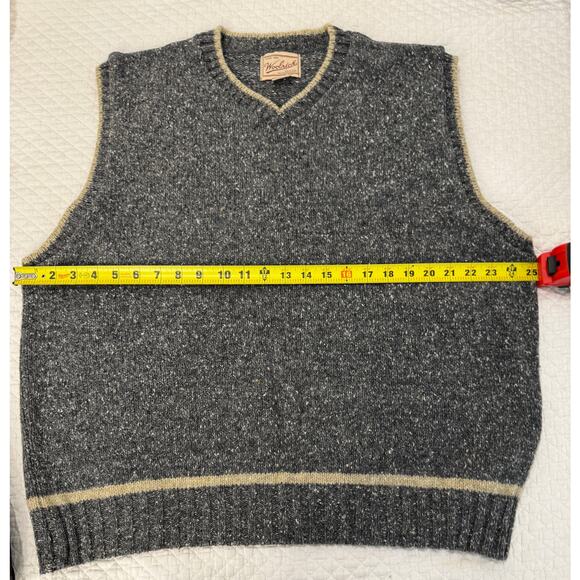 Vintage Woolrich Mens Wool Confetti Gray and Cream Vest Size XL - Picture 6 of 8
